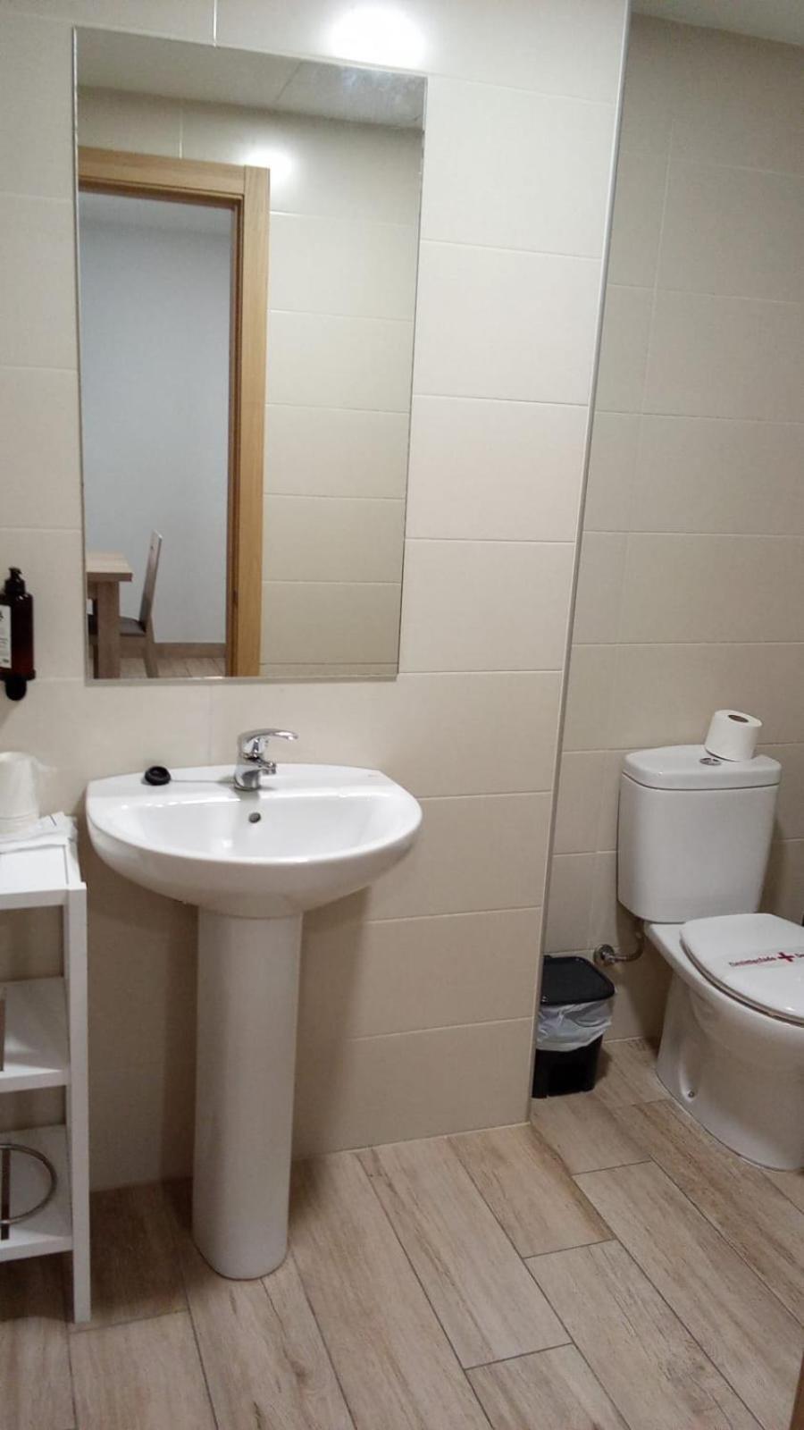 Hostal Los Valles Bielsa Bagian luar foto
